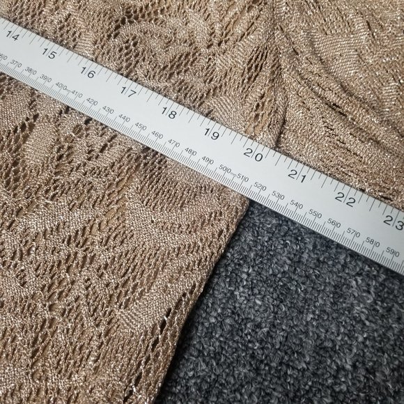 DAMIANOU Women's Made in the USA Gold Shimmer Lace Scalloped Blouse Top Size L - Picture 8 of 11